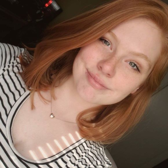 Meet your Posher, Makenzie - Picture 1 of 1